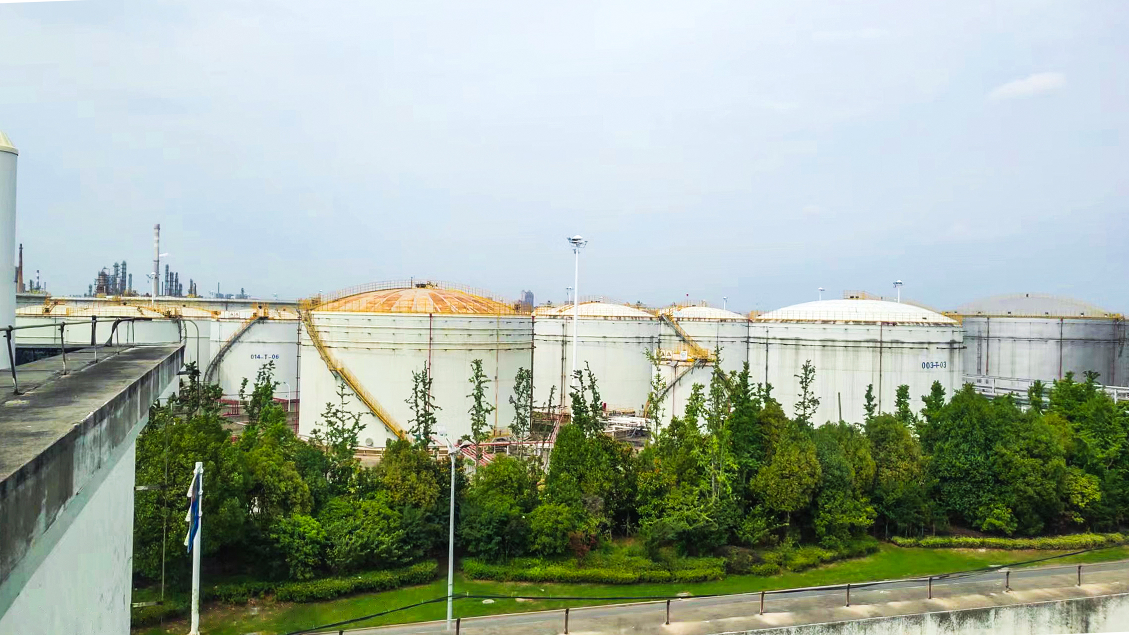 油庫雷電預警監(jiān)測系統(tǒng) 油庫雷電預警監(jiān)測系統(tǒng)